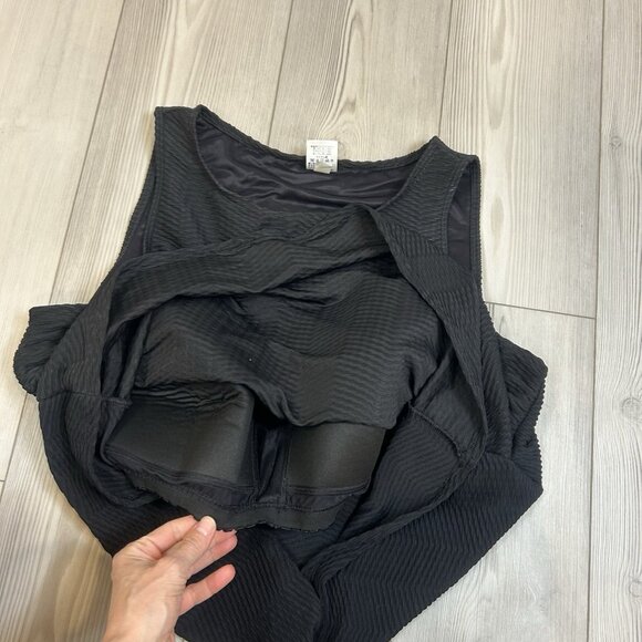 Lands’ End Size 24W Textured Black Tankini Top Build In Padded Bra High Neck - Picture 6 of 8
